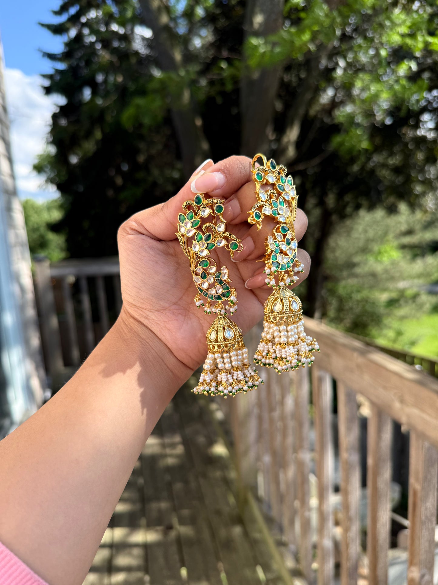 Meher Pachi Kundan Earcuffs
