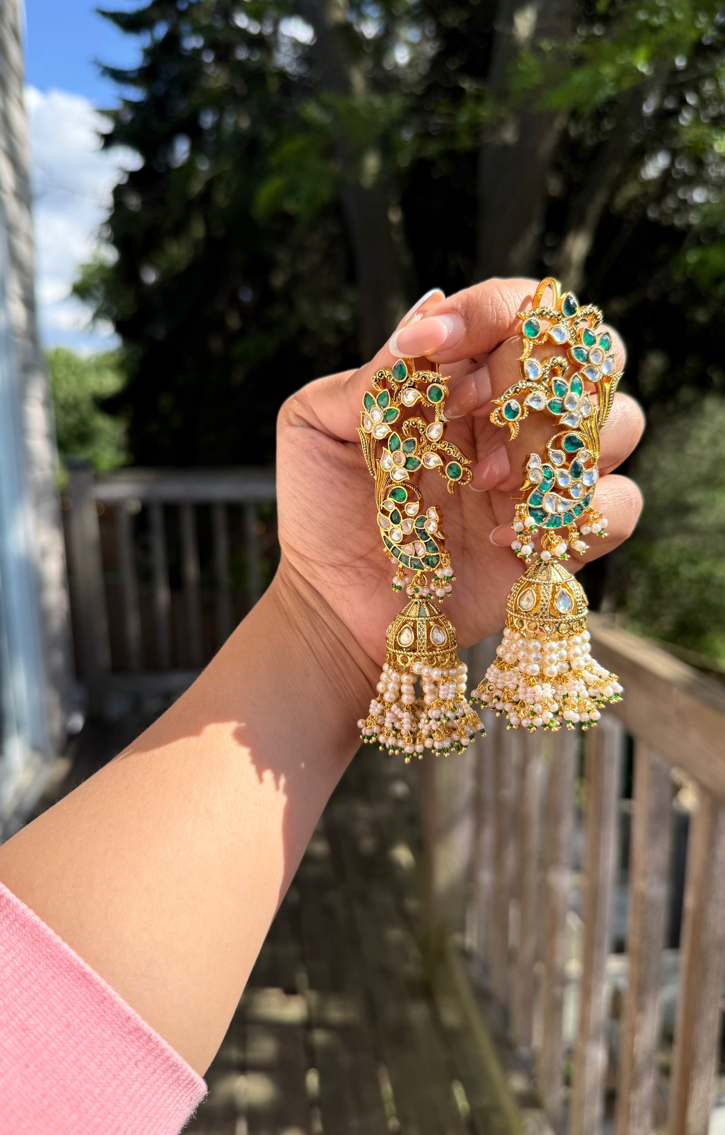 Meher Pachi Kundan Earcuffs