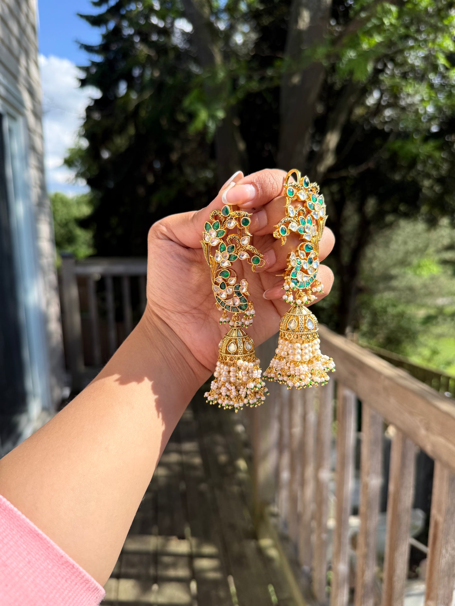 Meher Pachi Kundan Earcuffs