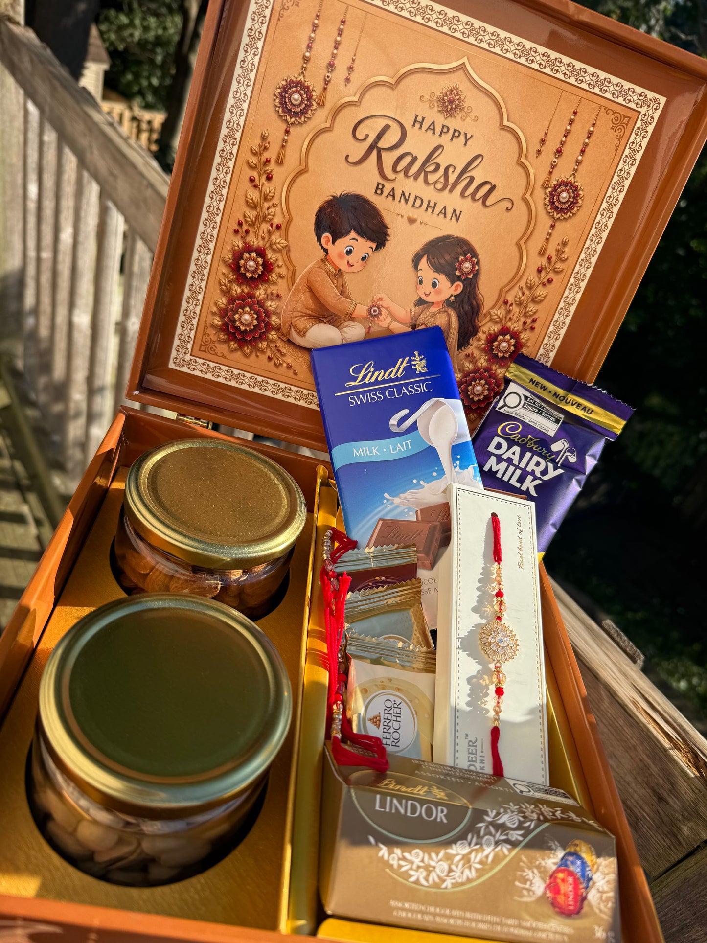 Ivory Bhai Bhen Rakhi Hamper