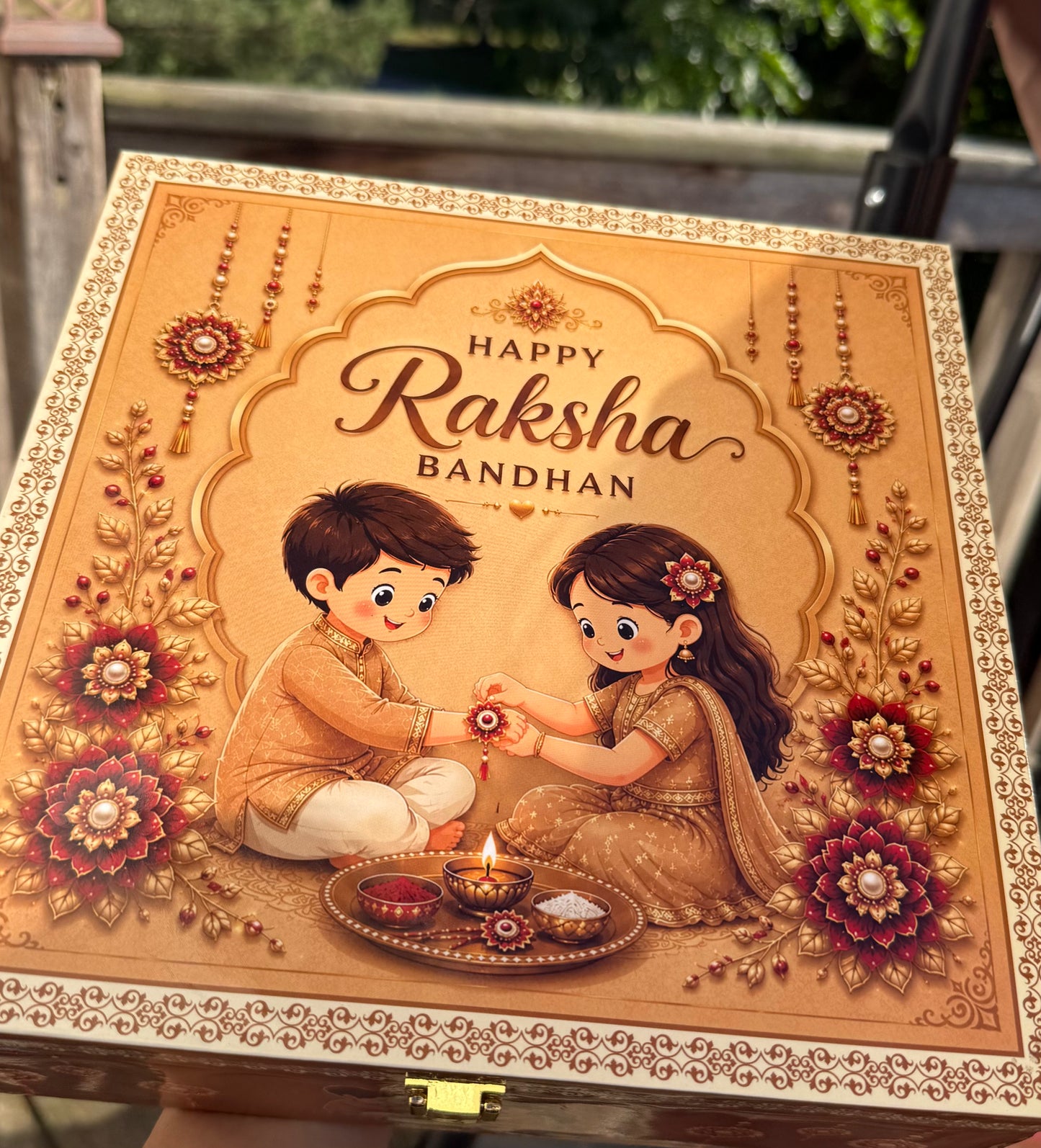 Ivory Bhai Bhen Rakhi Hamper