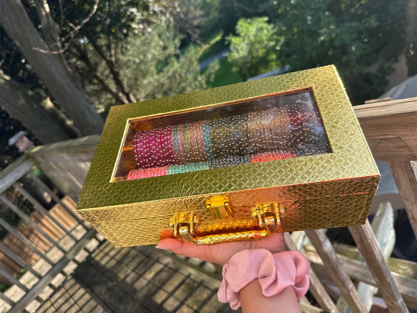 2 Roll Rose Glass Bangles Box