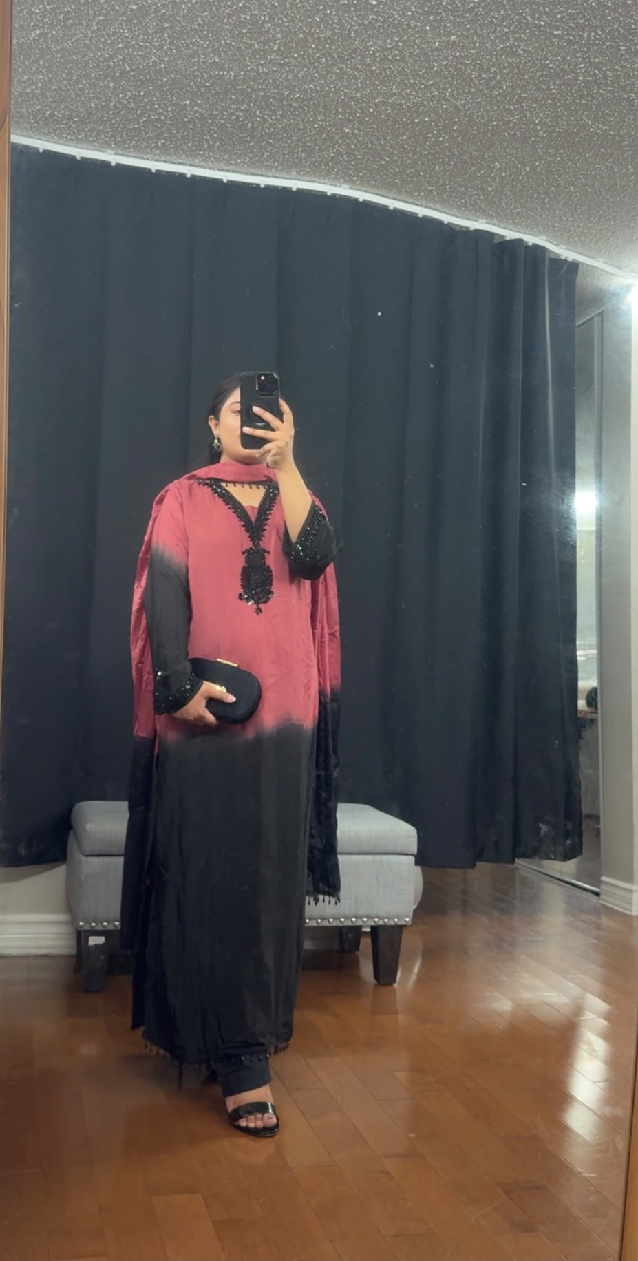 Maheen Pakistani Style Suit